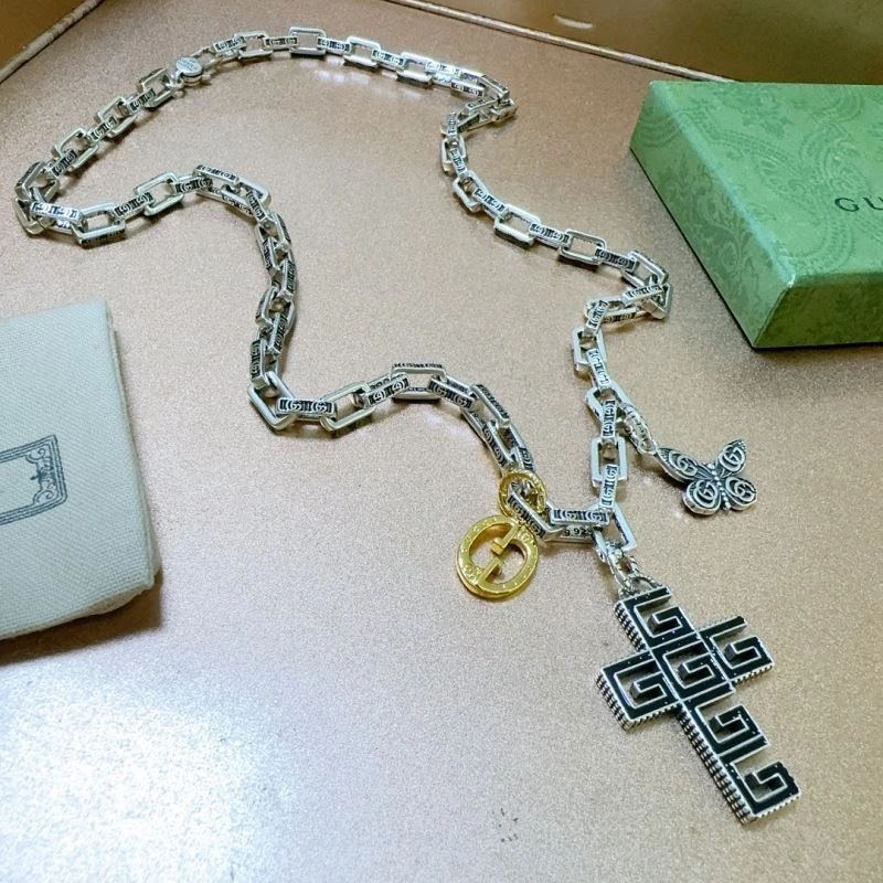 Sporty Gucci Necklaces 246104