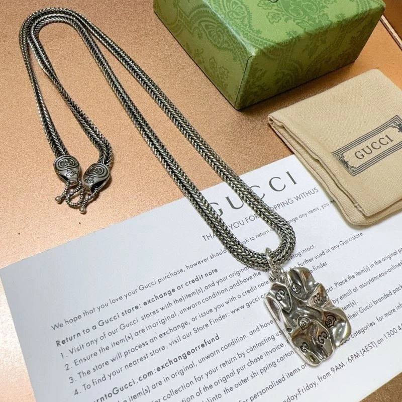 RelaxedFit Gucci Necklaces 245653
