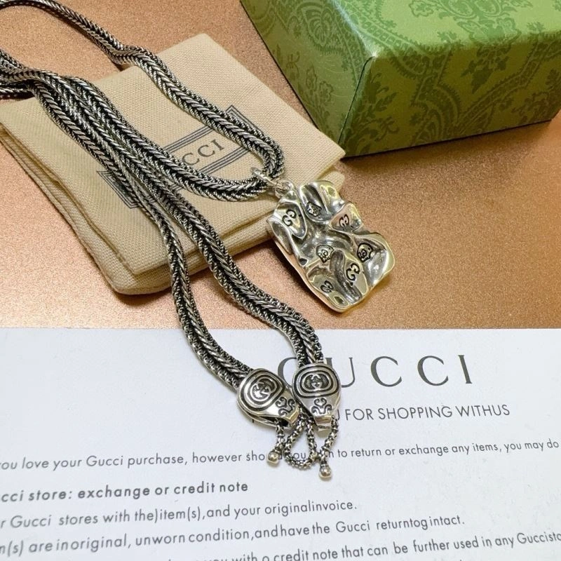 RelaxedFit Gucci Necklaces 245653