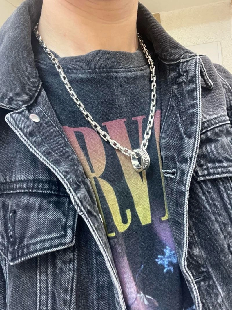 Gucci Necklaces Sleek 245647