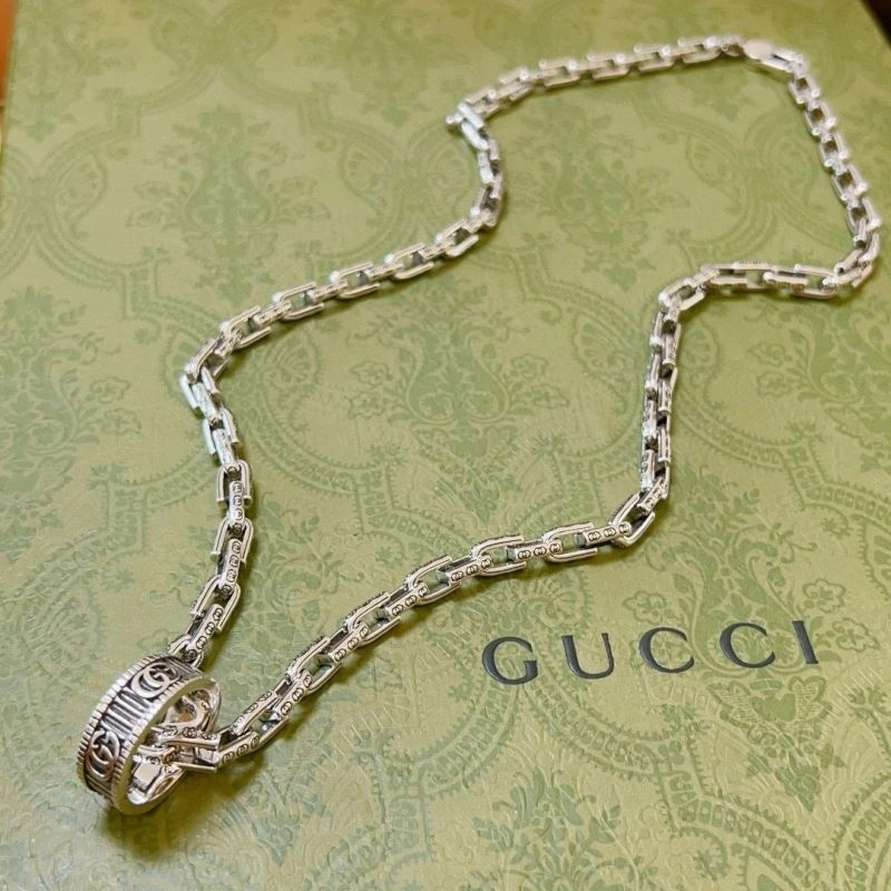 Gucci Necklaces Sleek 245647