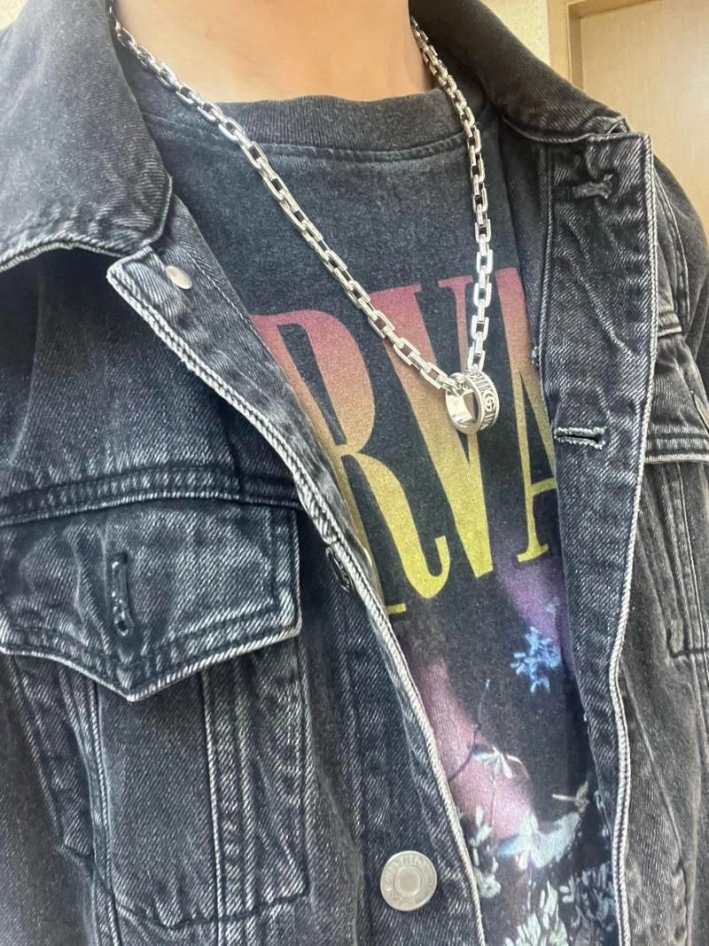 Gucci Necklaces Sleek 245647