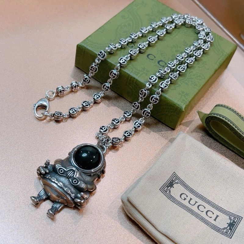 WaterResistant Gucci Necklaces 245657