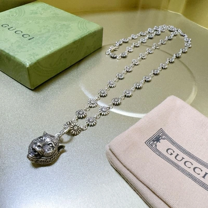 Functional Gucci Necklaces 245641