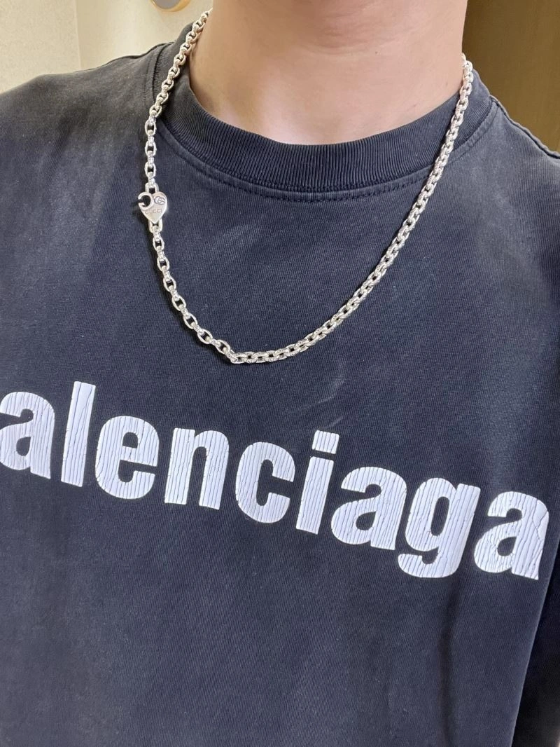 Sporty Gucci Necklaces 245624