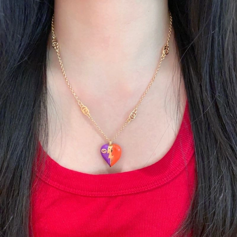 Snug Gucci Necklaces 245606