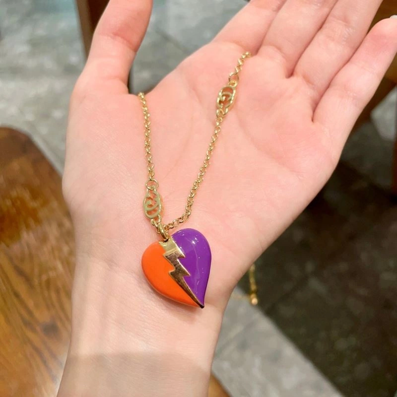 Snug Gucci Necklaces 245606