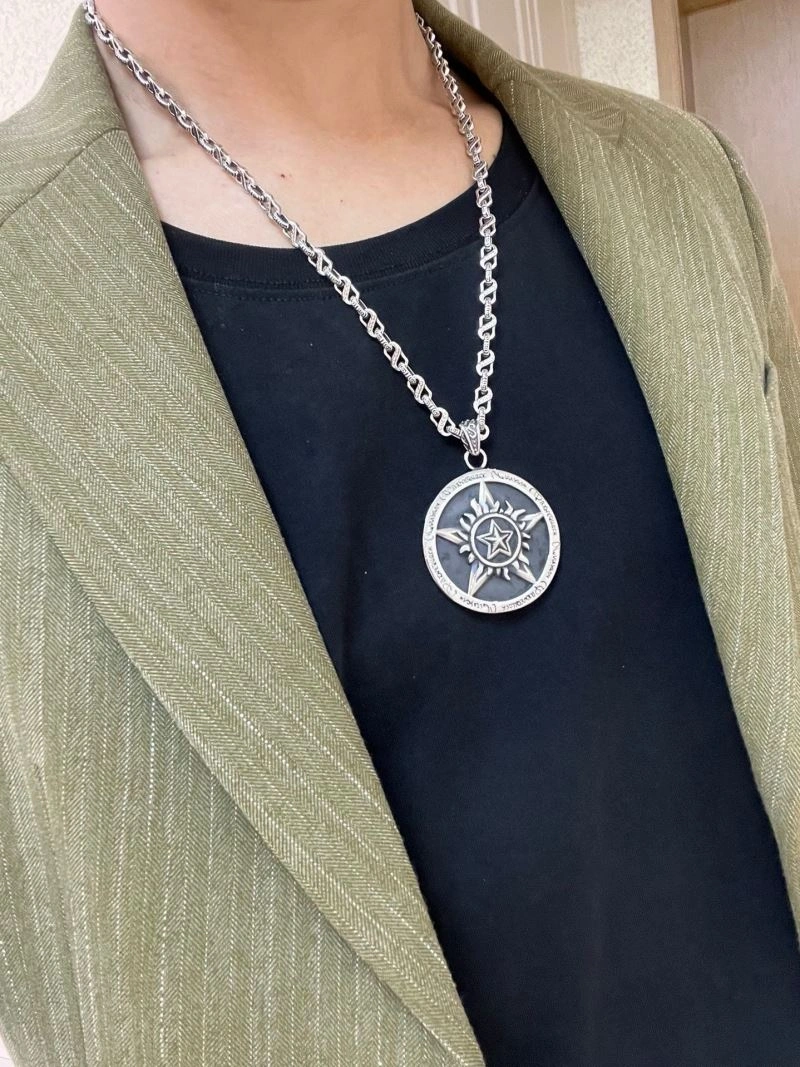 Gucci Necklaces Trendsetting 245613