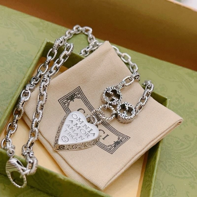 OdorResistant Gucci Necklaces 245595