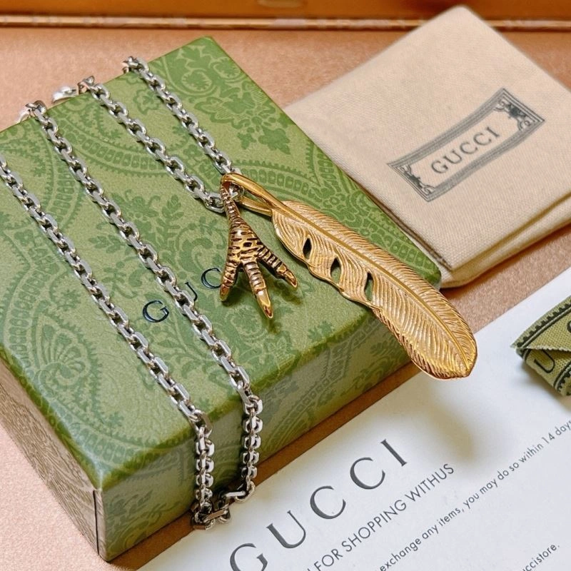 Trendsetting Gucci Necklaces 245598