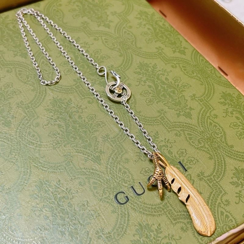Trendsetting Gucci Necklaces 245598
