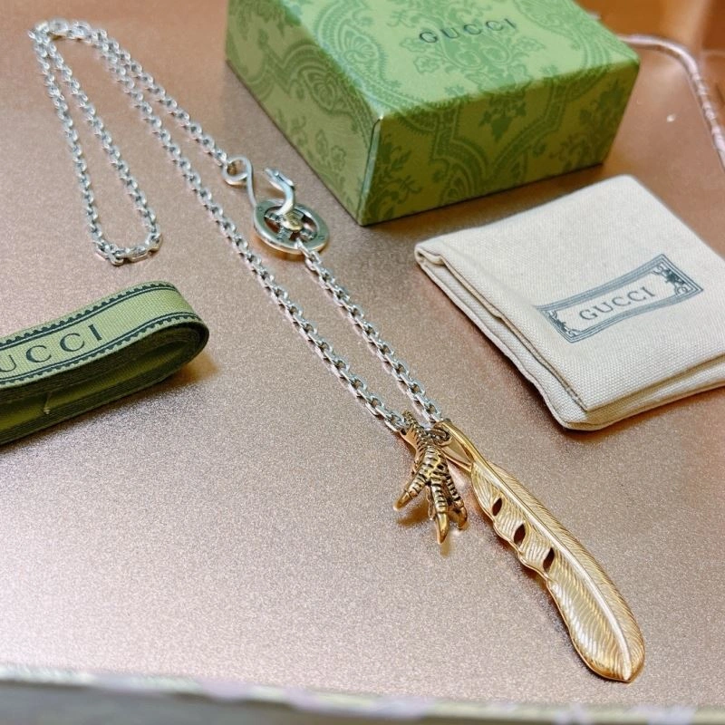 Trendsetting Gucci Necklaces 245598
