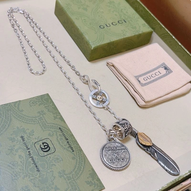 Stylish Gucci Necklaces 245584
