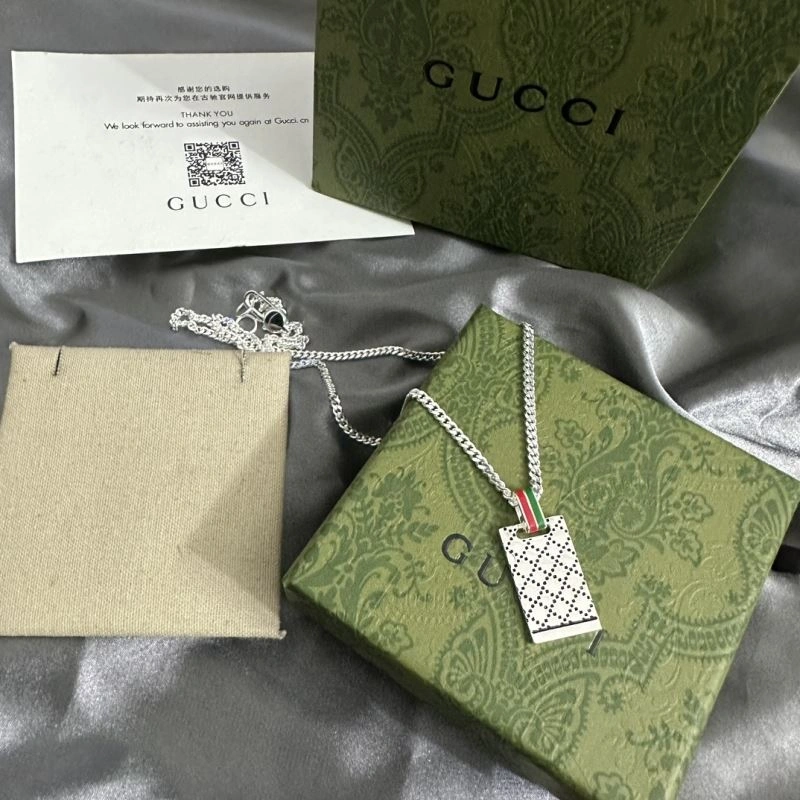 Compact Gucci Necklaces 245577