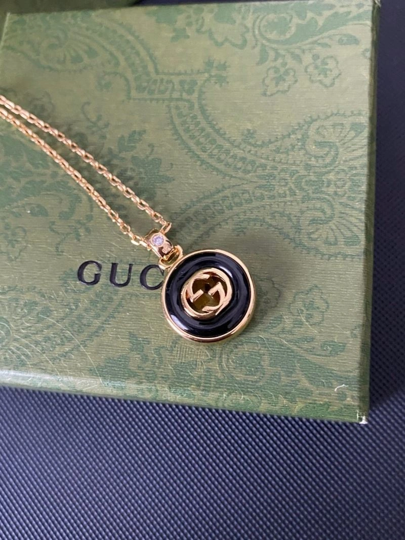 Gucci Necklaces HighQuality 245550