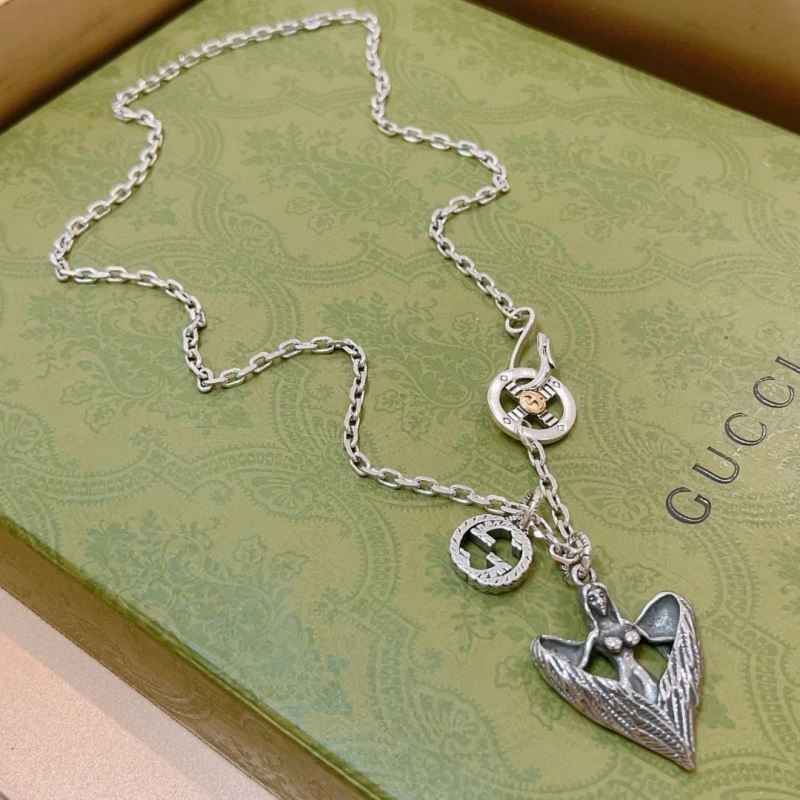 ComfortFit Gucci Necklaces 245559