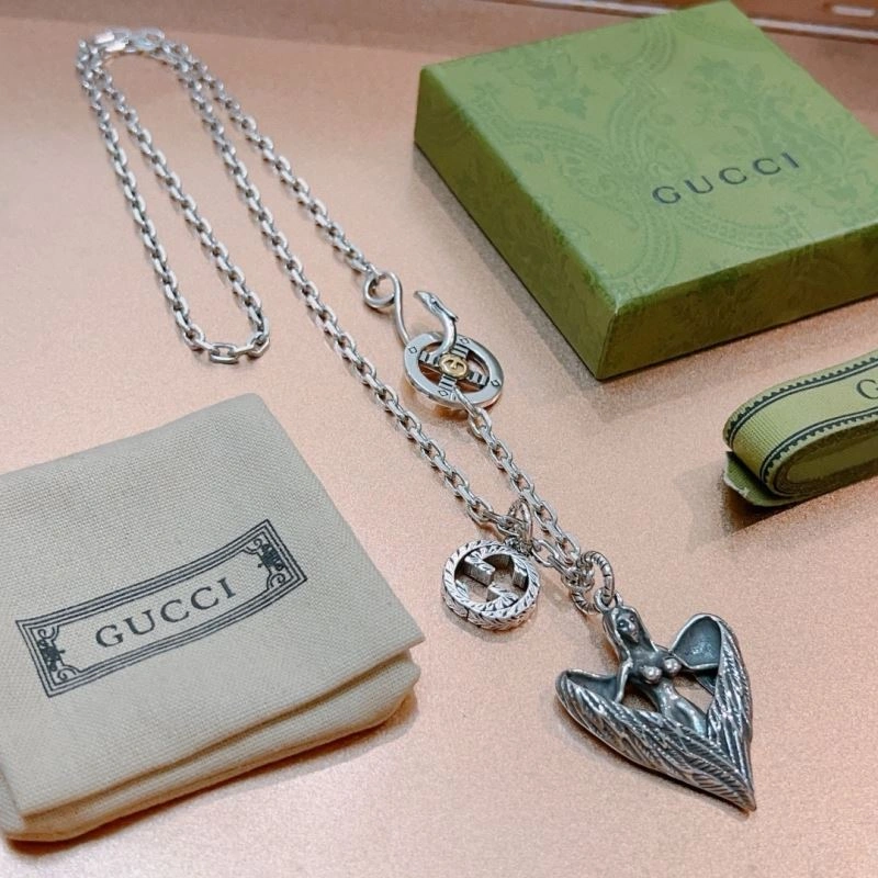 ComfortFit Gucci Necklaces 245559