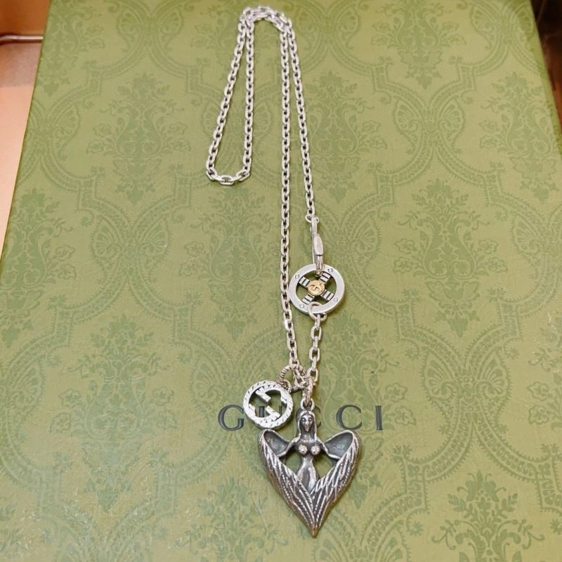ComfortFit Gucci Necklaces 245559