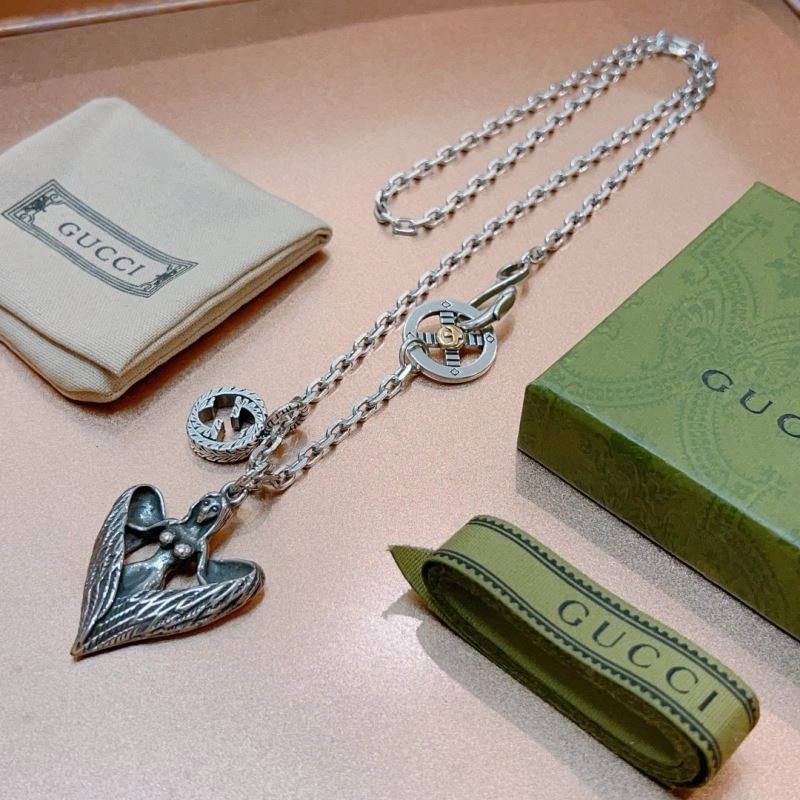ComfortFit Gucci Necklaces 245559