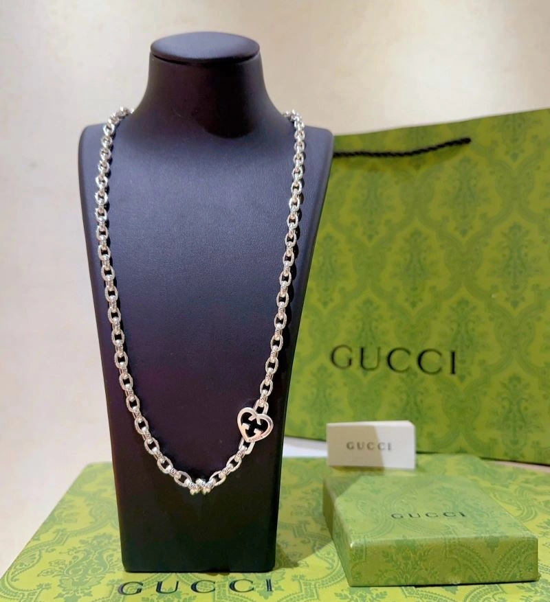 Compact Gucci Necklaces 245424