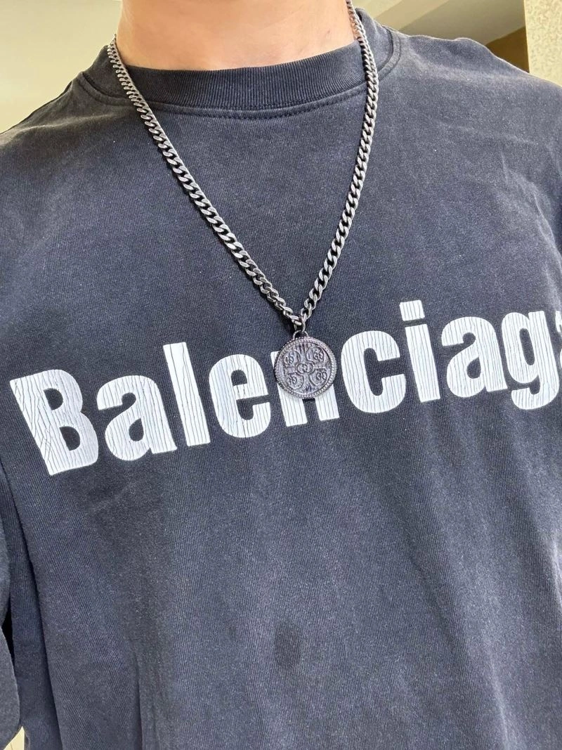 Trendsetting Gucci Necklaces 245415