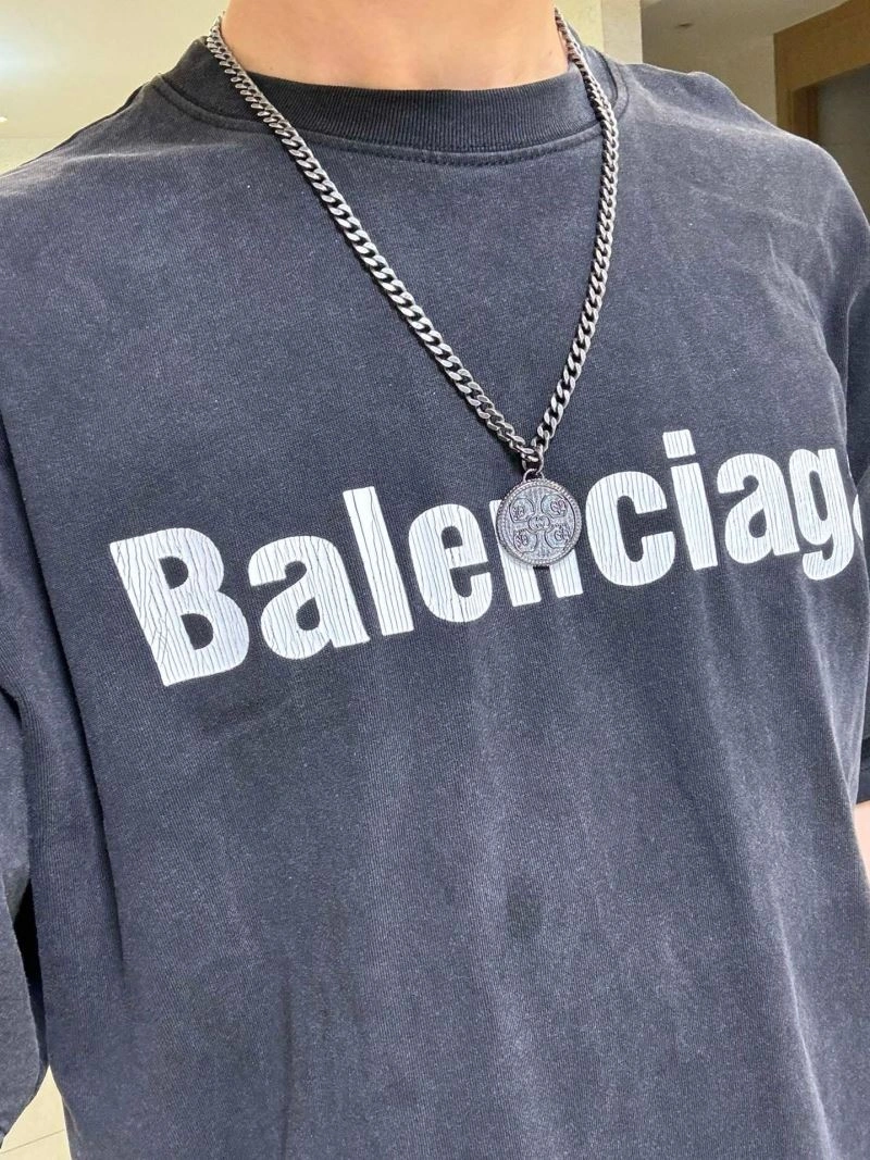Trendsetting Gucci Necklaces 245415