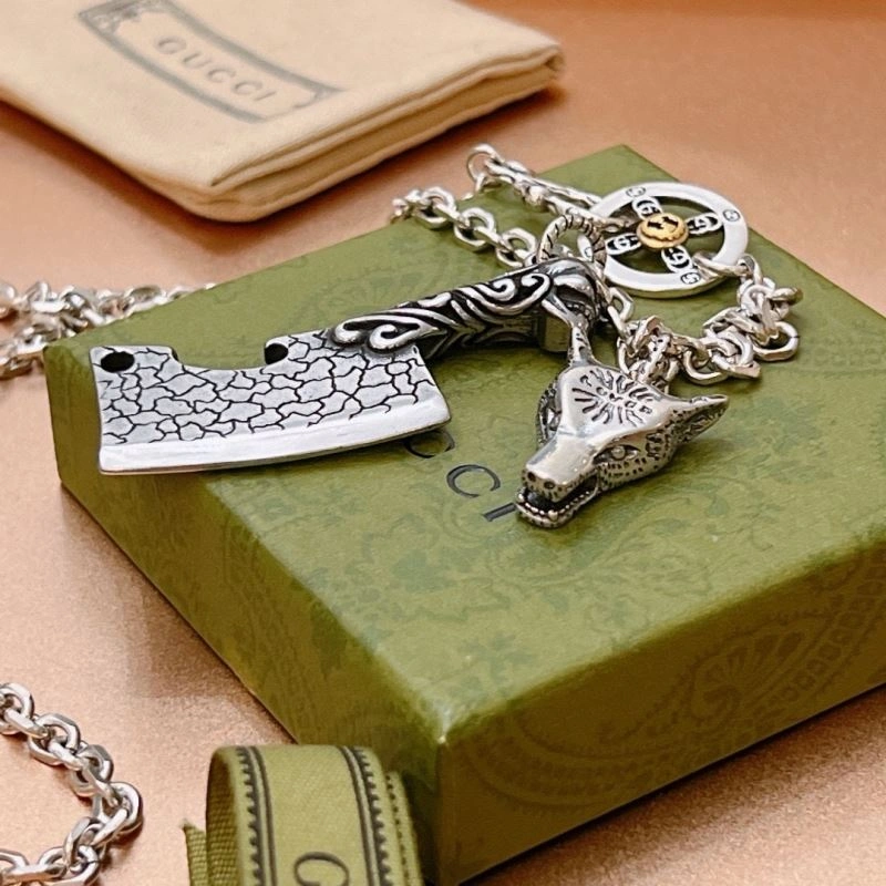 Chic Gucci Necklaces 245404
