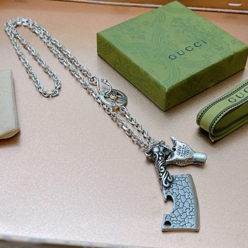 Chic Gucci Necklaces 245404