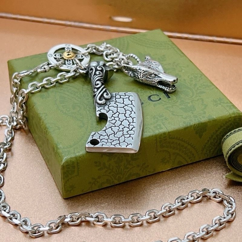 Chic Gucci Necklaces 245404