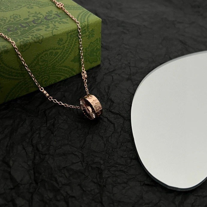 Gucci Necklaces Casual 245403