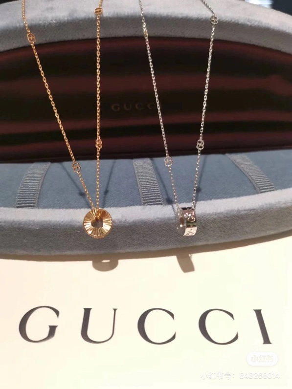 WellDesigned Gucci Necklaces 245407