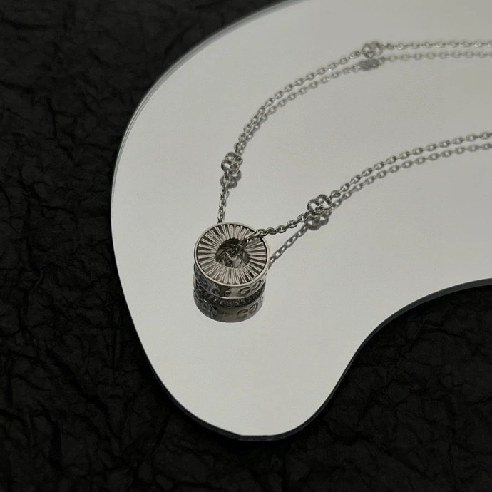 WellDesigned Gucci Necklaces 245407