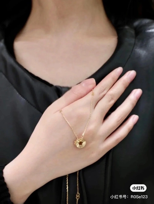 Gucci Necklaces Seasonal 245412