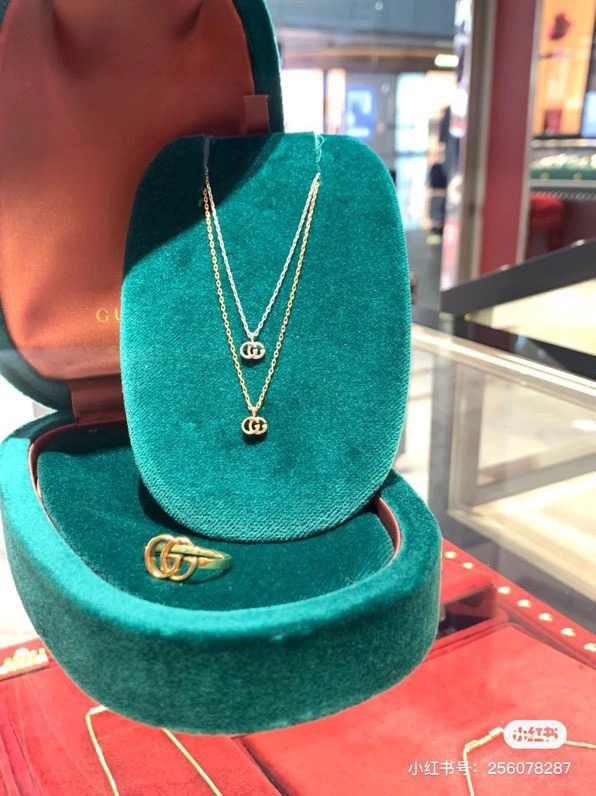 SmoothTexture Gucci Necklaces 245387