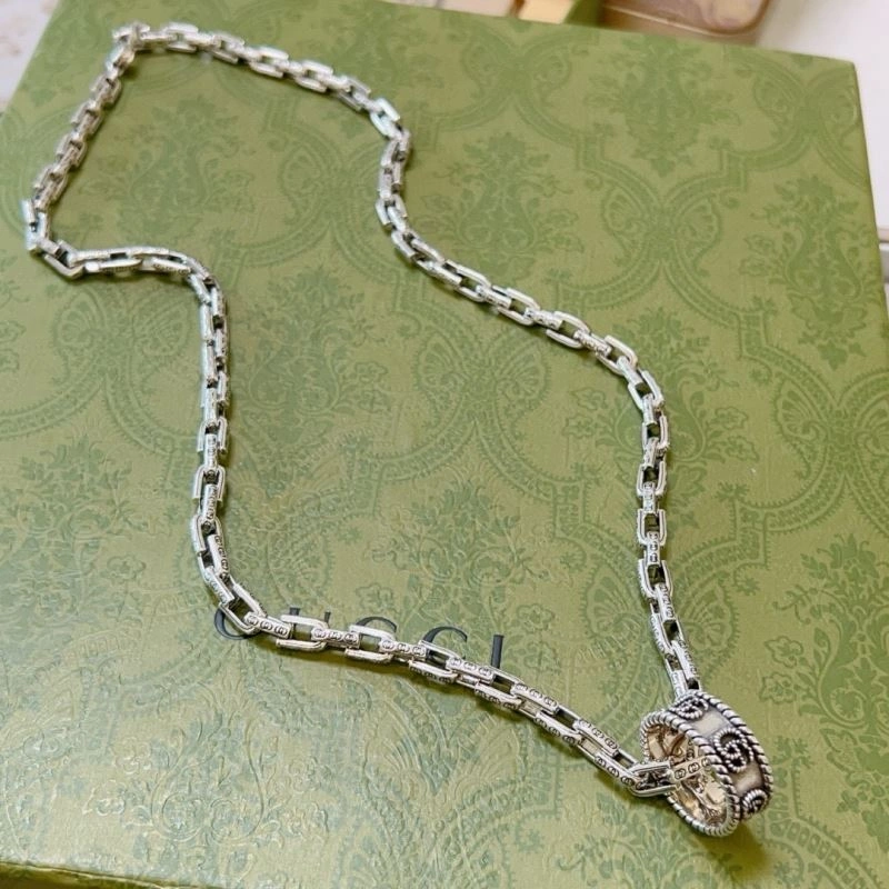 Gucci Necklaces Functional 245396