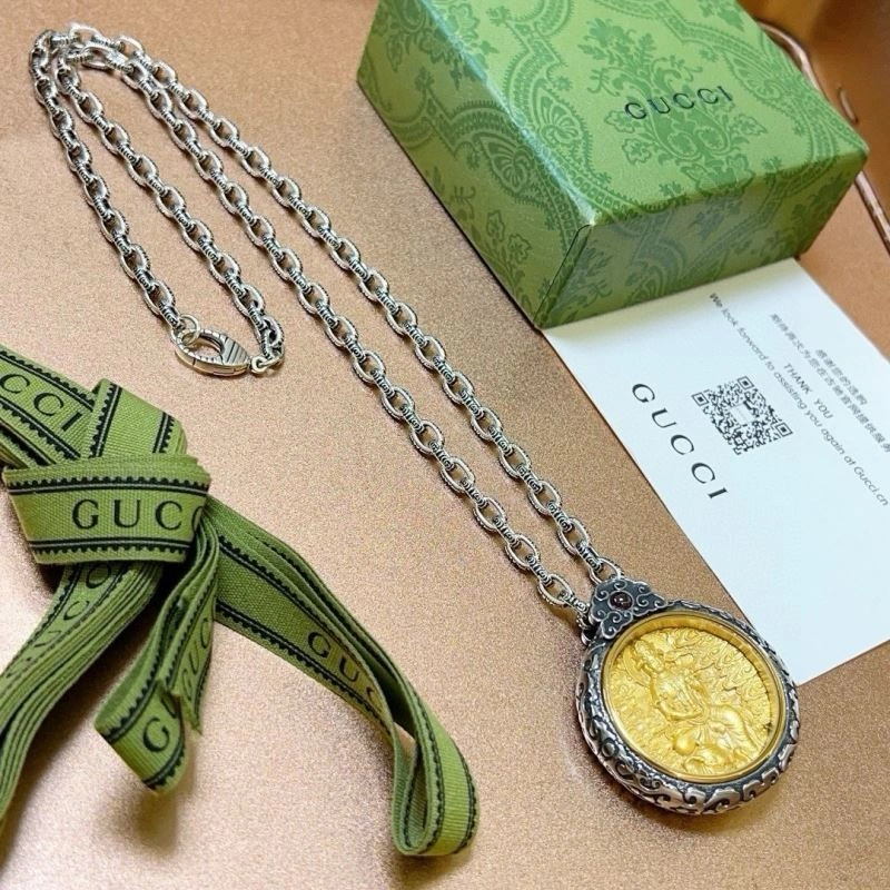 Compact Gucci Necklaces 245377