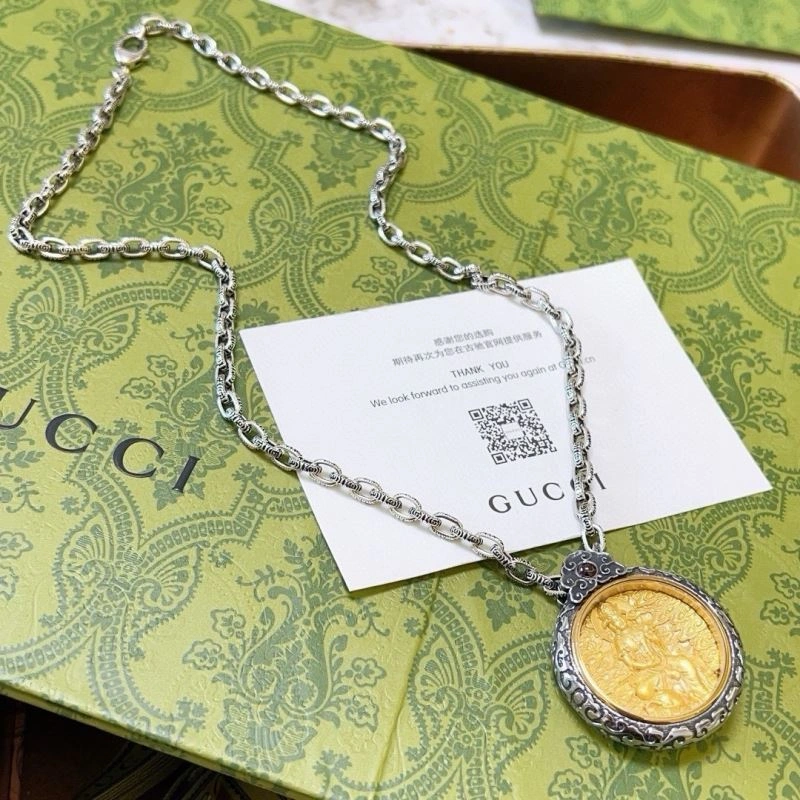 Compact Gucci Necklaces 245377