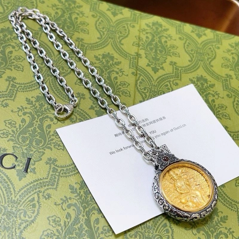 Compact Gucci Necklaces 245377