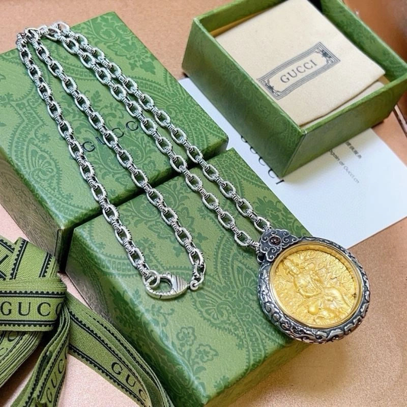 Compact Gucci Necklaces 245377