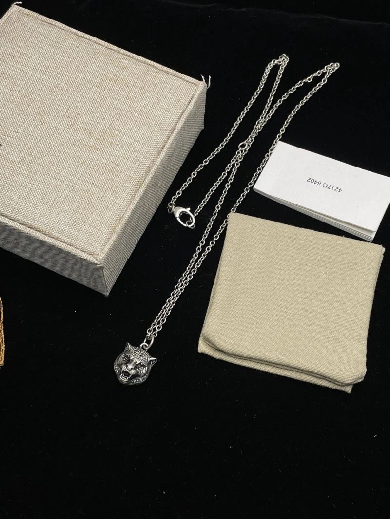 Versatile Gucci Necklaces 245348