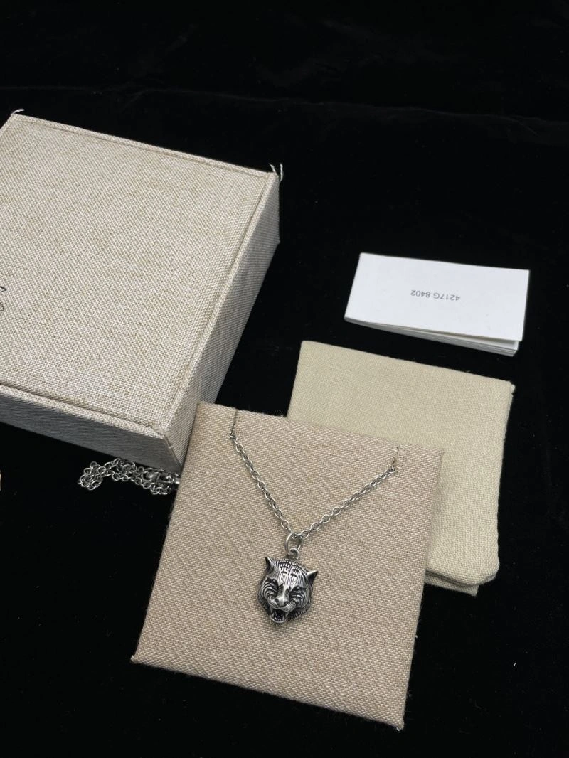 Versatile Gucci Necklaces 245348