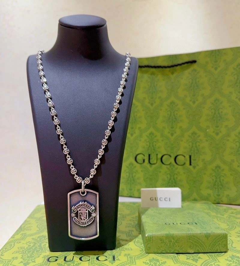 Comfortable Gucci Necklaces 245373