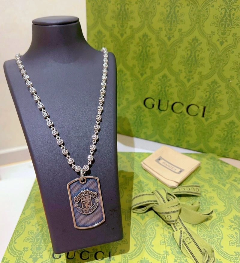 Comfortable Gucci Necklaces 245373
