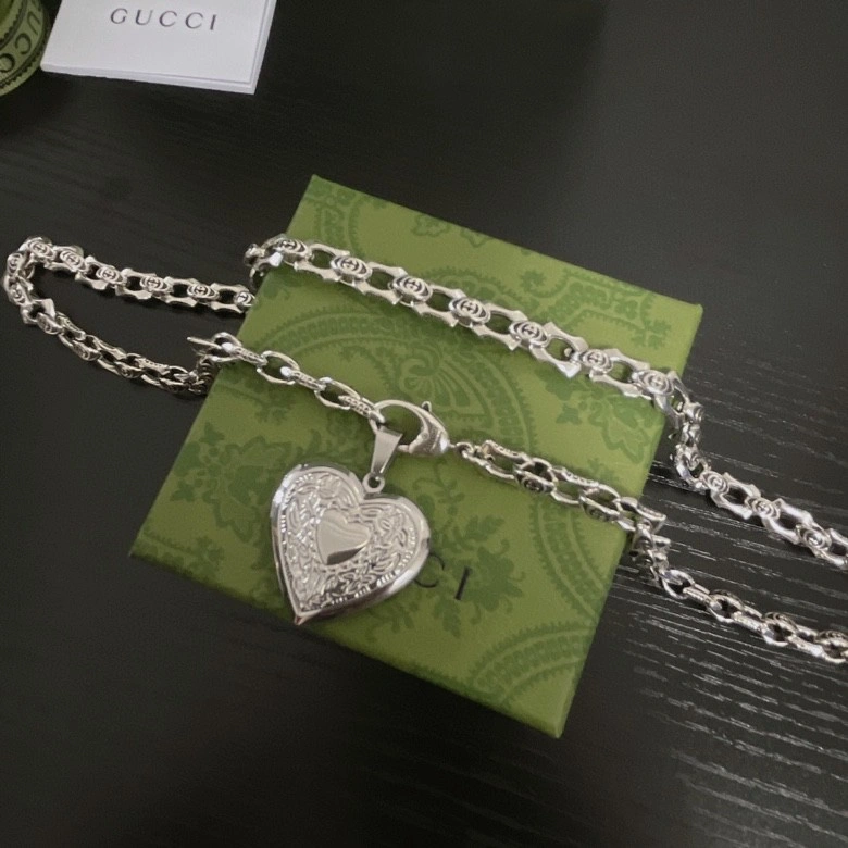 GoodFit Gucci Necklaces 245351