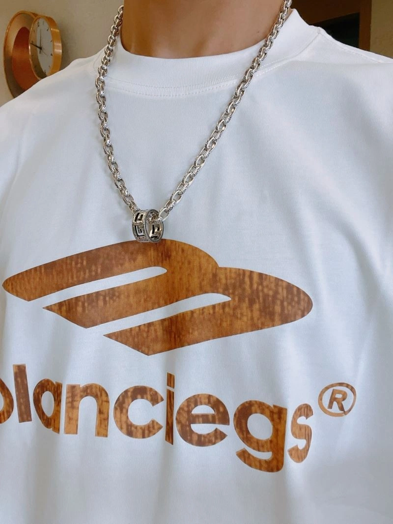 Gucci Necklaces Stylish 245336