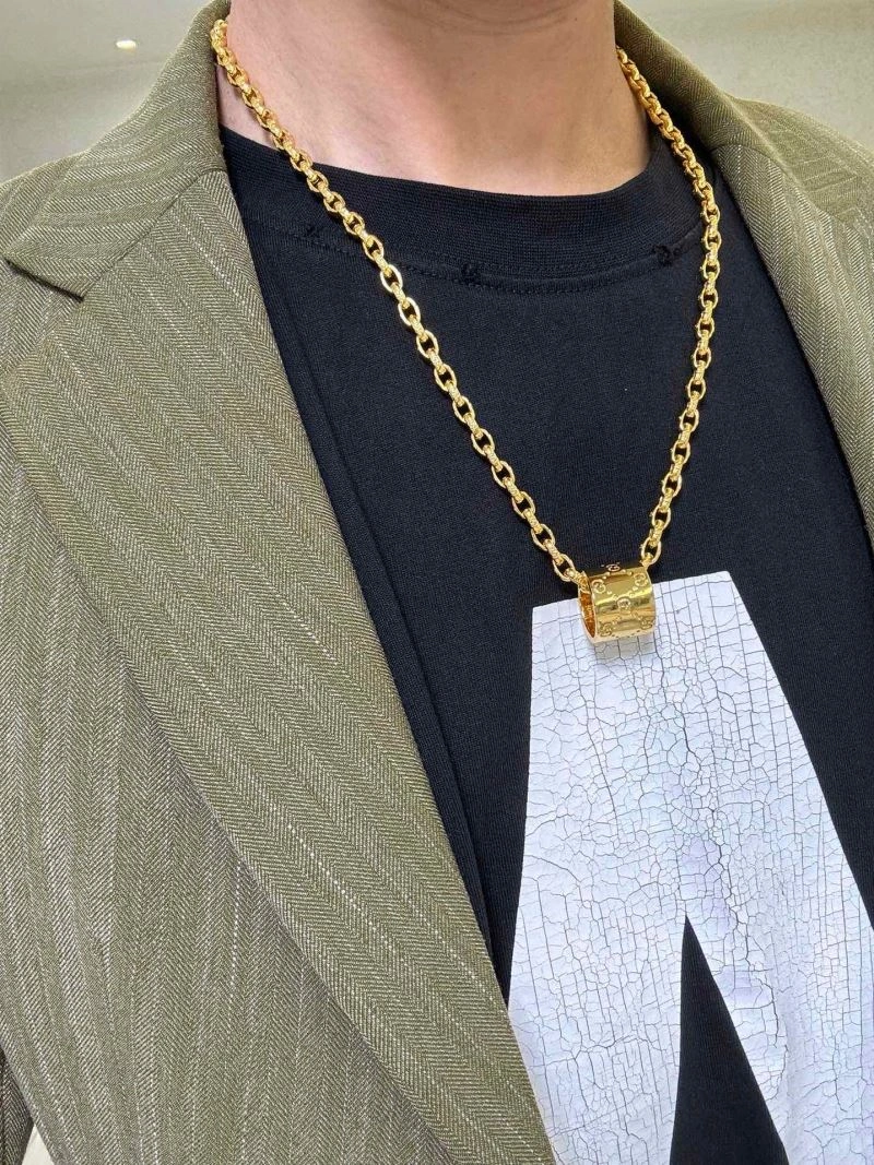 Stylish Gucci Necklaces 245333