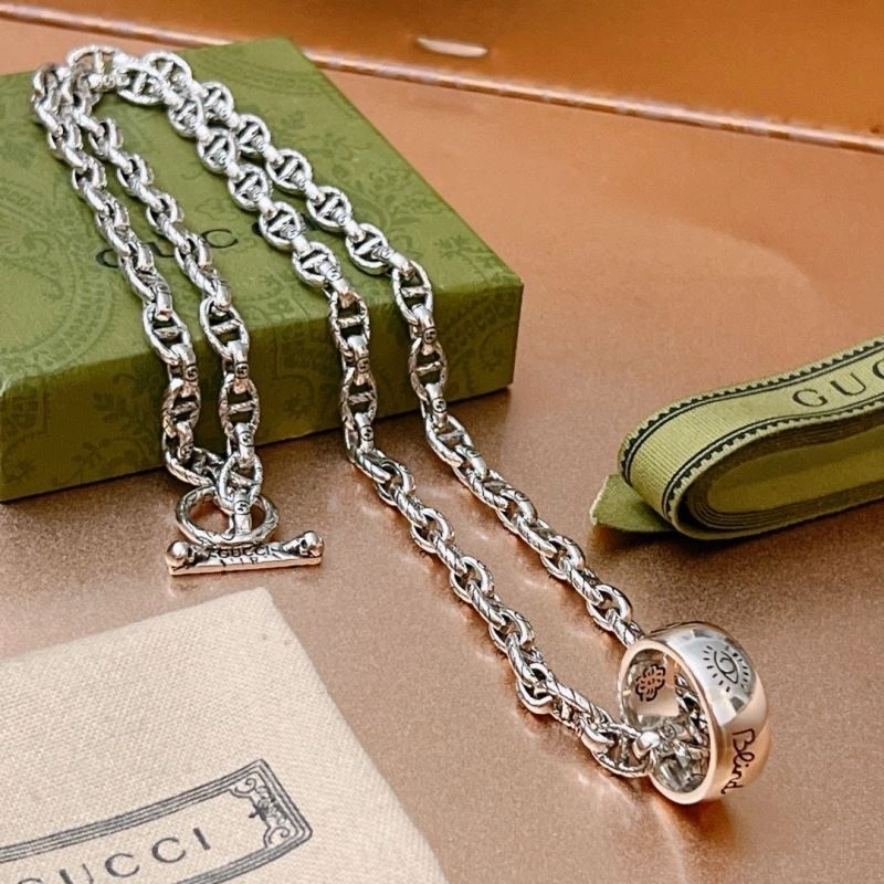 Gucci Necklaces Lightweight 245108