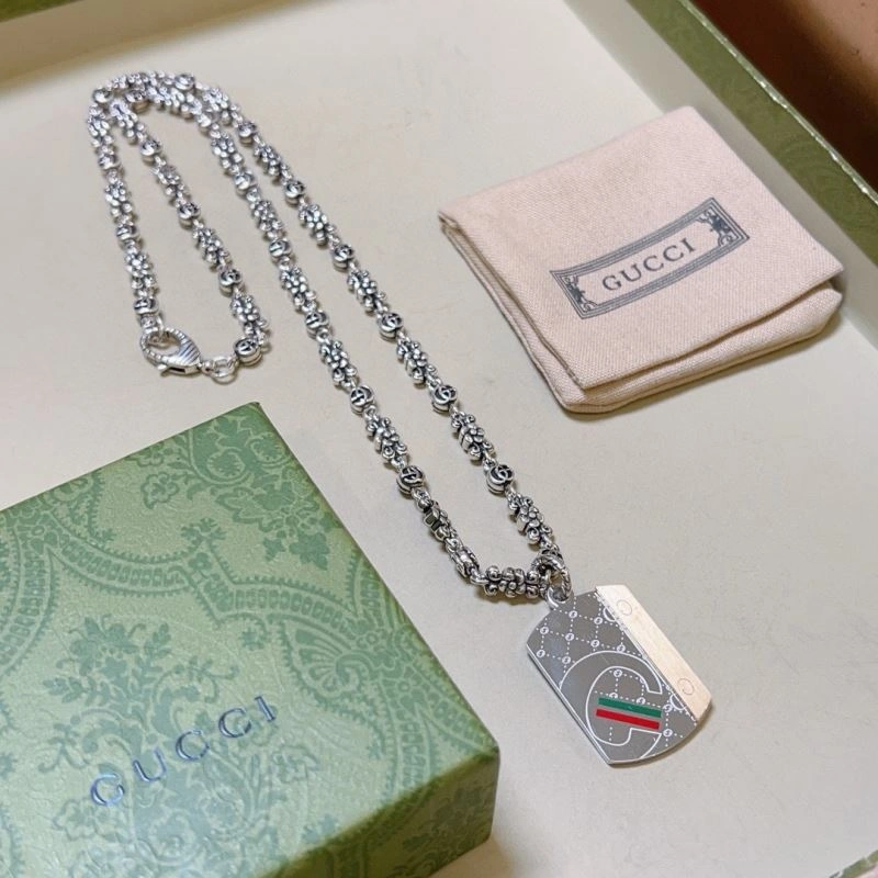 Chic Gucci Necklaces 245102