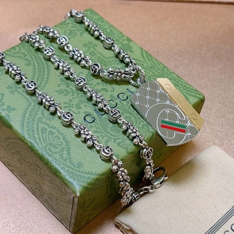 Chic Gucci Necklaces 245102