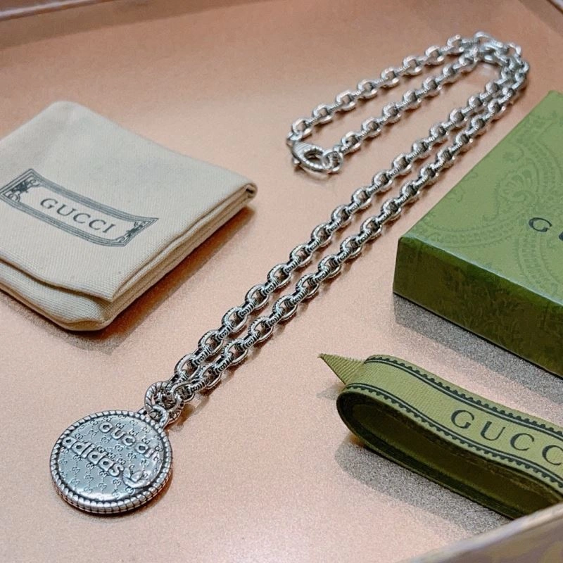 Stylish Gucci Necklaces 245112